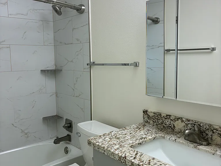 12215 N 112th Ln #12213 — Photo 10