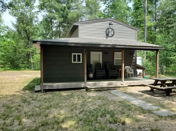 5242 S Forest Dr, Baldwin, MI 49304