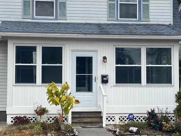 61 Lincoln Avenue, Albany, NY 12206