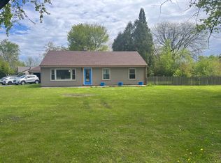 5180 S Tuckaway Dr, Milwaukee, WI 53221