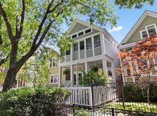 1933 W School St, Chicago, IL 60657