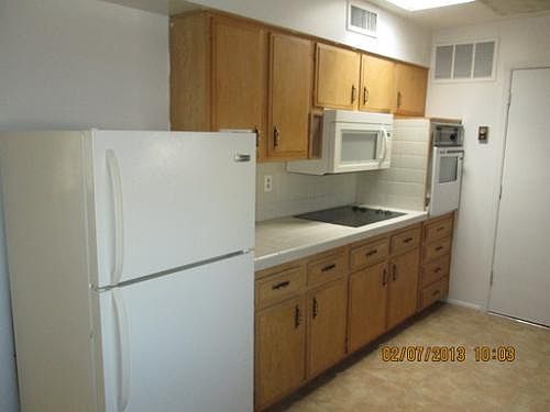 2nd image of 10237 N Balboa Dr