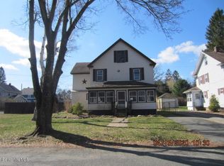 19 Westover St, Pittsfield, MA 01201