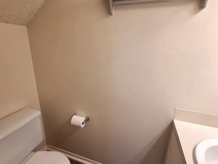 8207 Hood Cir #B — Photo 22