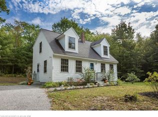 11 Westview Dr, Raymond, ME 04071