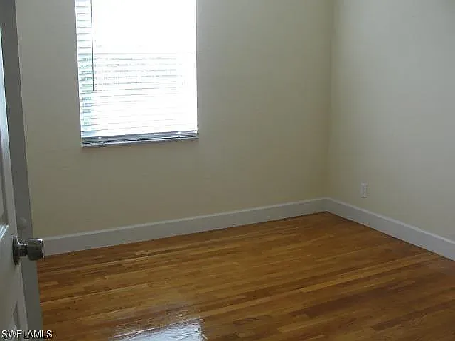 4280 Desoto Ave #203 — Photo 6
