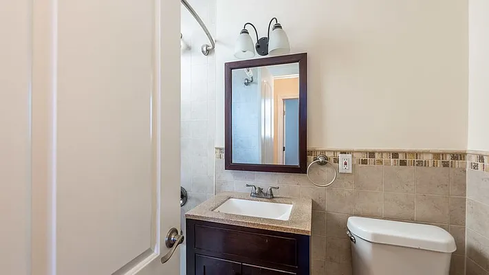 Rented by Nooklyn NYC LLC | media 5