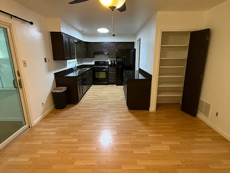 19 Fawnhollow Ct — Photo 7