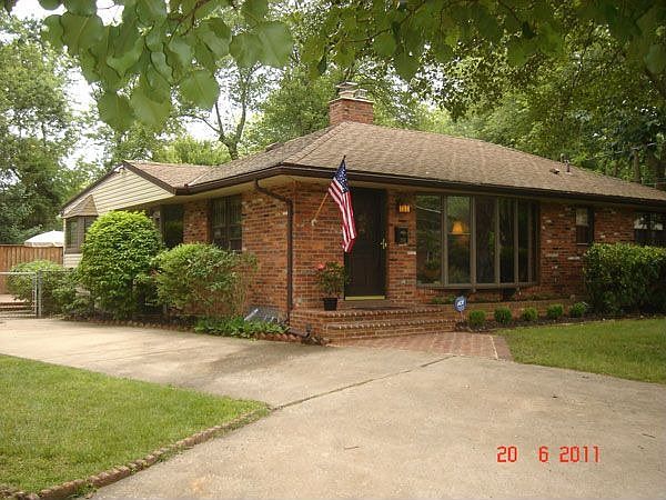 1st image of 2101 Rossiter Pl
