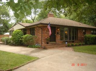 2101 Rossiter Pl, Alexandria, VA 22308