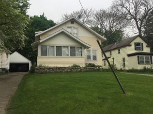 917 Jones St NW, Grand Rapids, MI 49544
