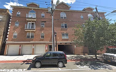 812 New York Avenue in Union City