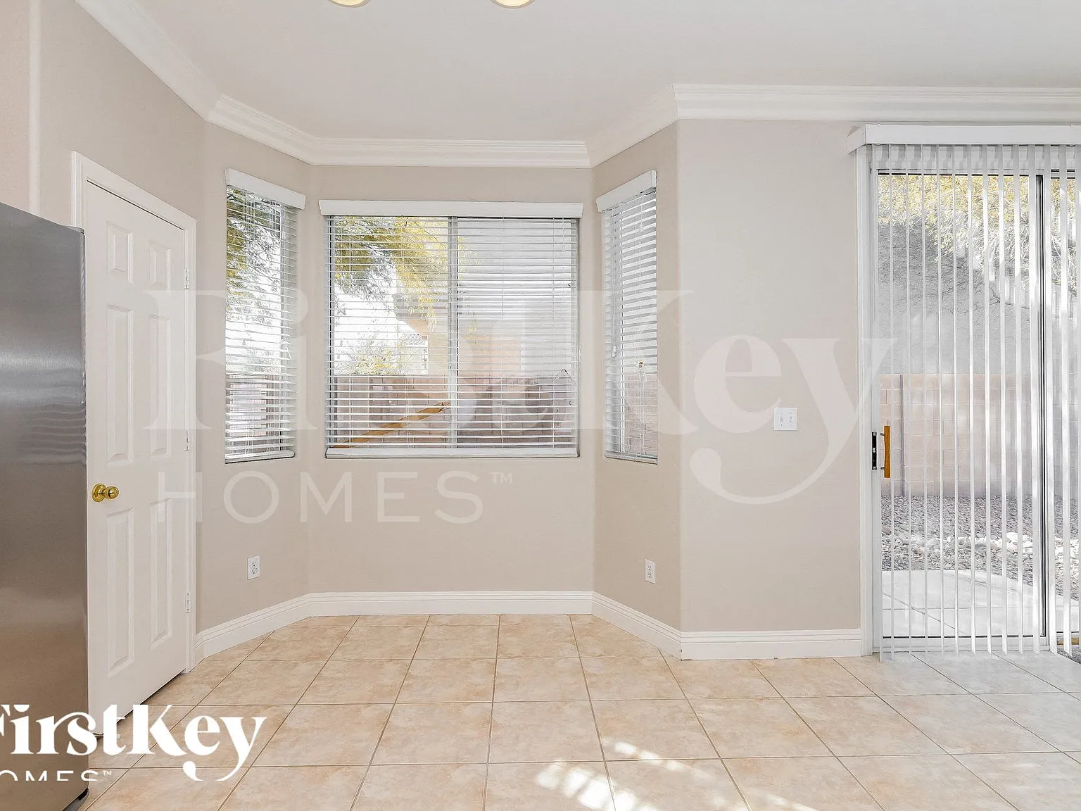 3 bed, 2.5 bath, 1896 sqft, $1,825 — Photo 4