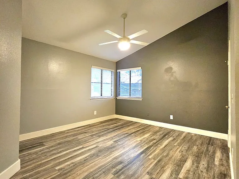 8900 Linton Dr — Photo 14