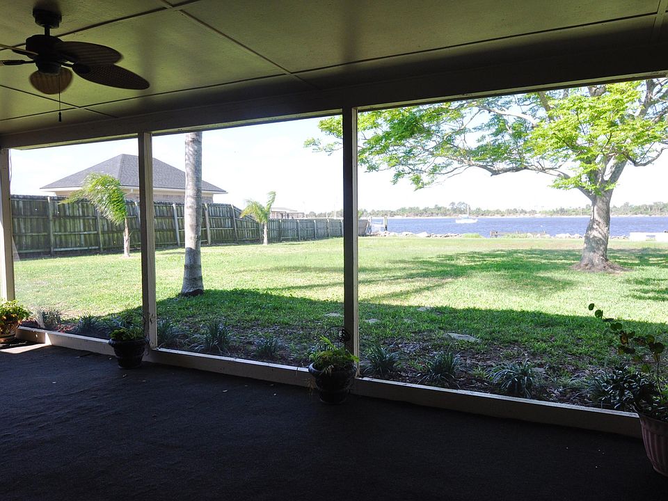1st image of 6482 Heckscher Dr