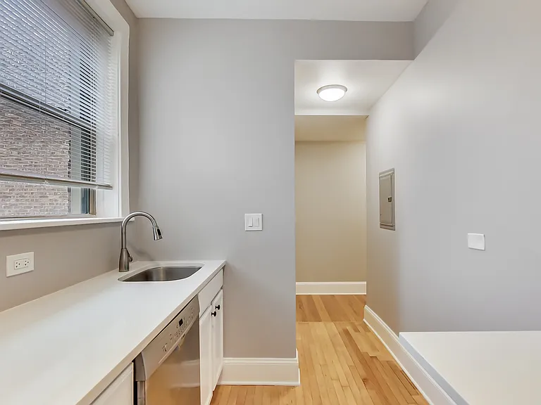 2 Bed 2 Bath Kitchen