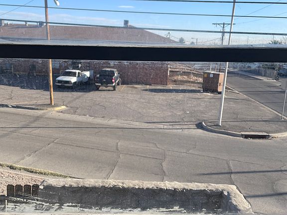 2nd image of 1491 Alamo St APT A