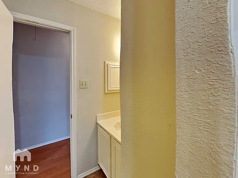 3205 Meadowview Dr — Photo 21
