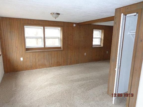 5th image of 10618 W H Ave