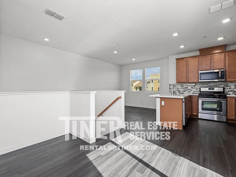 4152 Rotor Ln — Photo 6