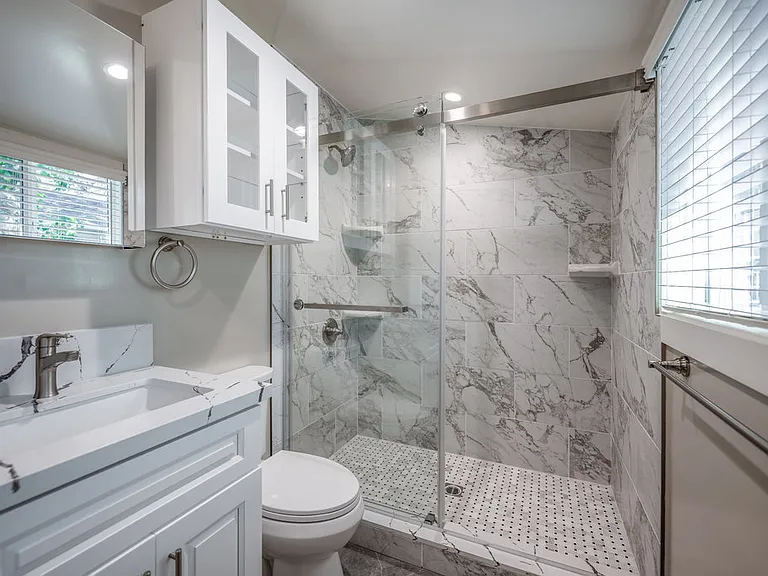 160 N Myrtle Ave — Photo 17