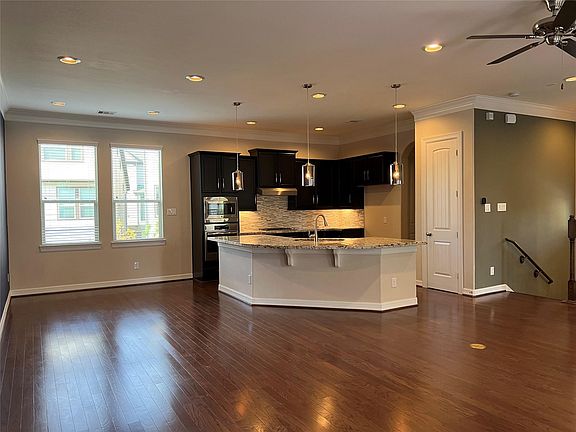 5th image of 12248 Oxford Crescent Cir