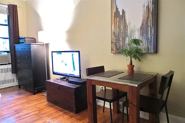 Rented by Maz Group NY | media 15