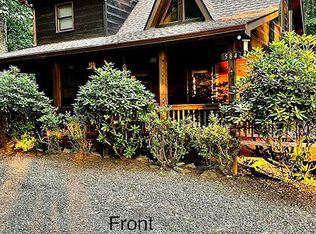 584 Laurel Ridge Dr, Blue Ridge, GA 30513