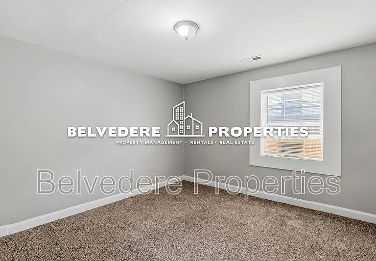 1730A Brooks Ave — Photo 9