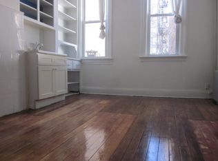 114 Bedford Ave #A, Brooklyn, NY 11249