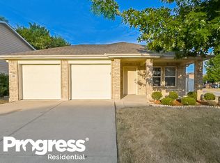 201 Green Meadows Rd, Wilmer, TX 75172