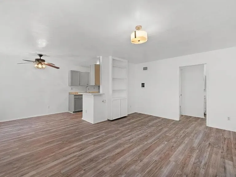 3939 33rd St #3 — Photo 2