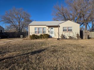 2422 W Dallas St, Wichita, KS 67217