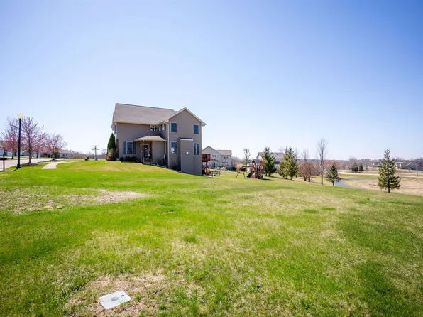 318 Brocket Trl, Belvidere, IL 61008