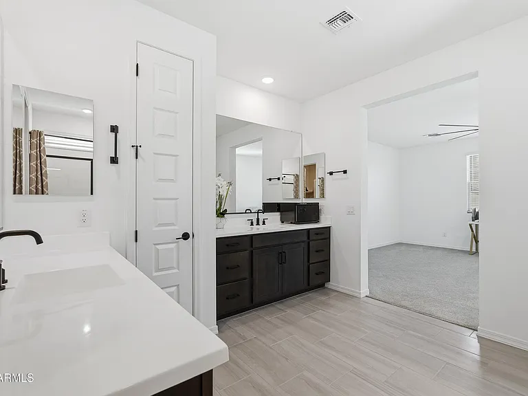 4650 W Gilbert Ct — Photo 21