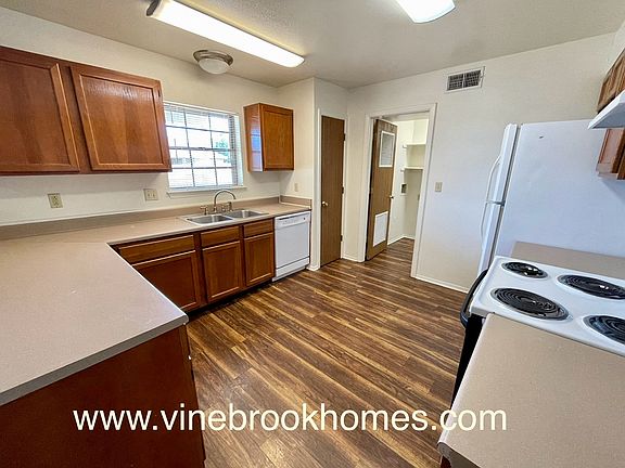 5th image of 4133 Lew Wallace Dr