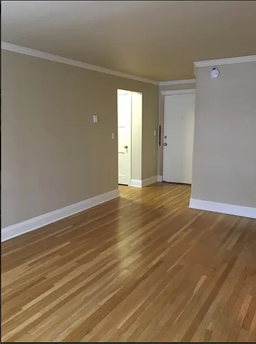 Floor plan 305