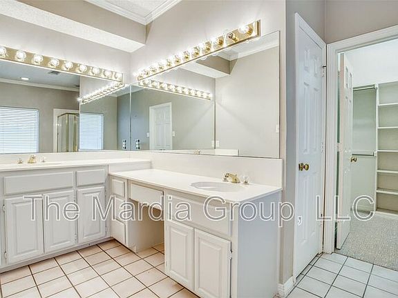 3rd image of 4415 Voss Hills Pl