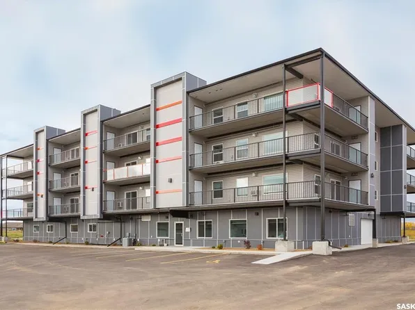 UNIT 204-2641 Woodbridge DRIVE, Prince Albert, SK S6W 0A9