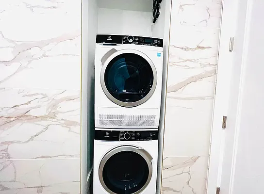 Rented by null | media 22