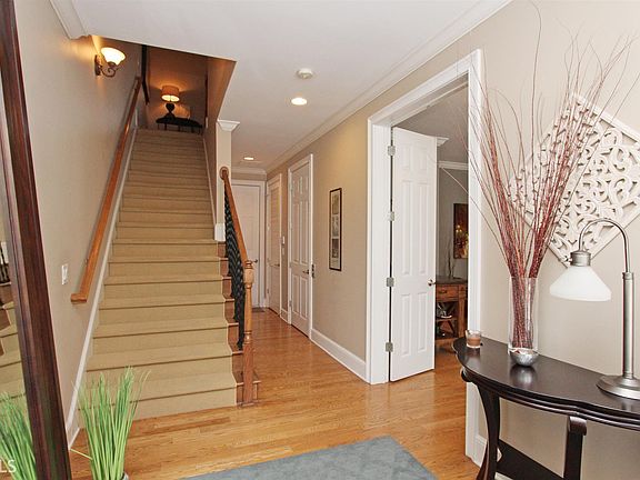 4th image of 4386 Bridgehaven Dr SE