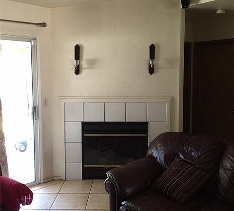 3rd image of 16555 W Delhi Ave