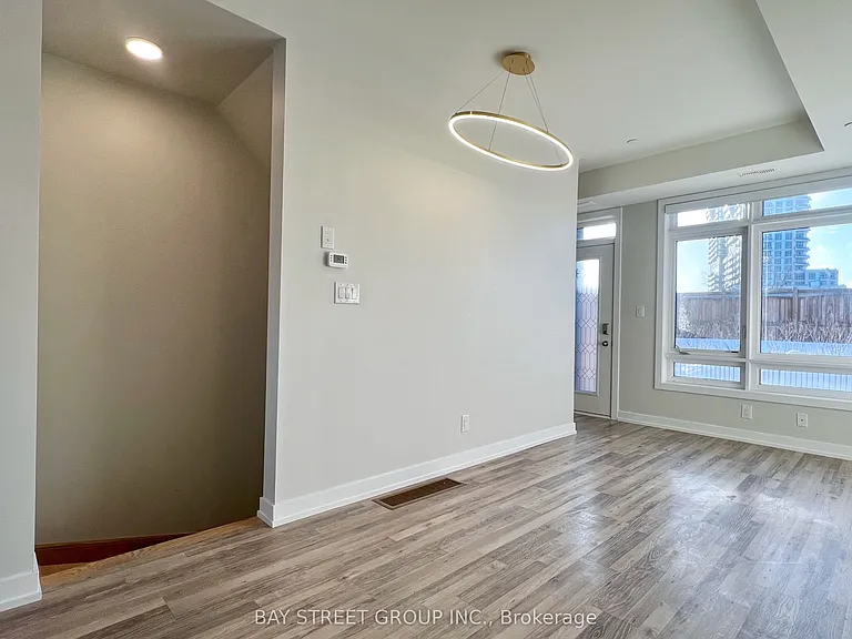 370 Red Maple Rd #13 — Photo 12