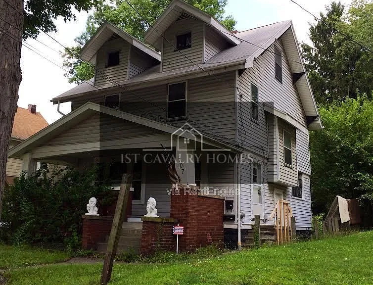 705 Hazel St #707 — Photo 1