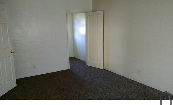 4th image of 2505 Parker Ave