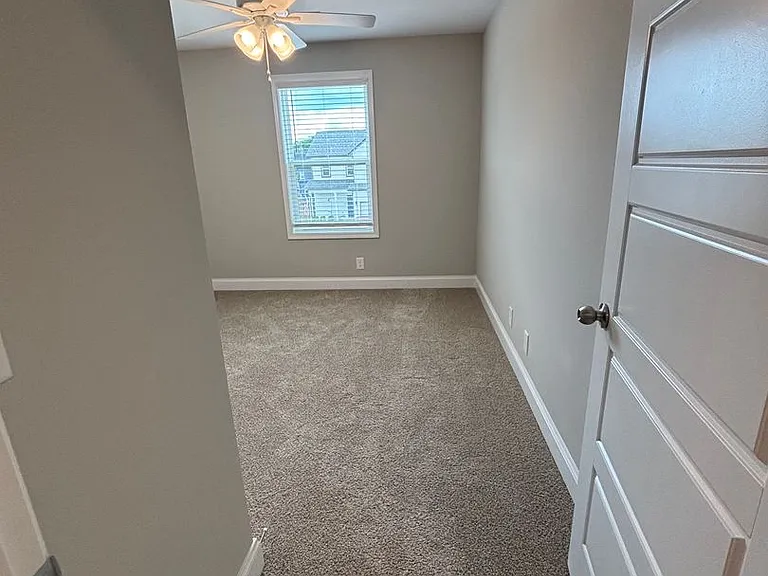 906 Recurve Ct — Photo 26