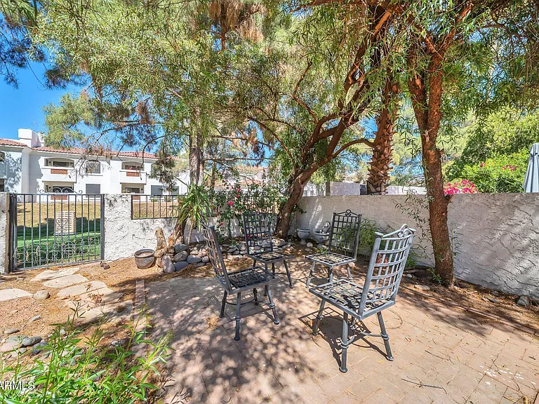 7368 E Pleasant Run — Photo 40