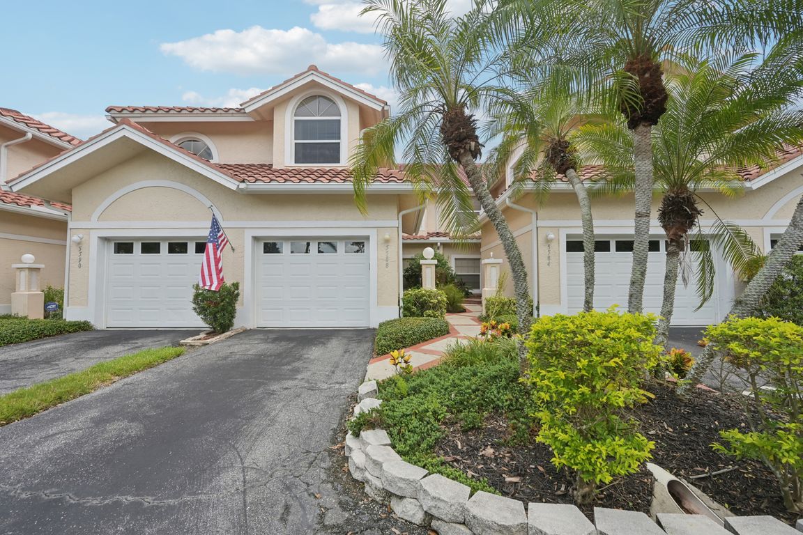Golf Pointe Dr-S2607-001.jpg
