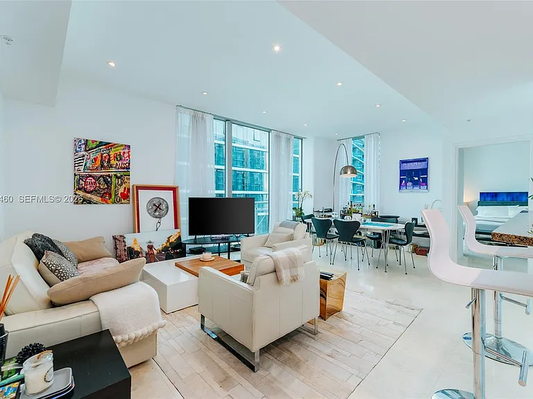 300 S Biscayne Blvd #T-3702 — Photo 4