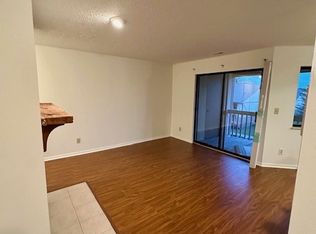 2205 Hedgerow Rd UNIT I, Columbus, OH 43220